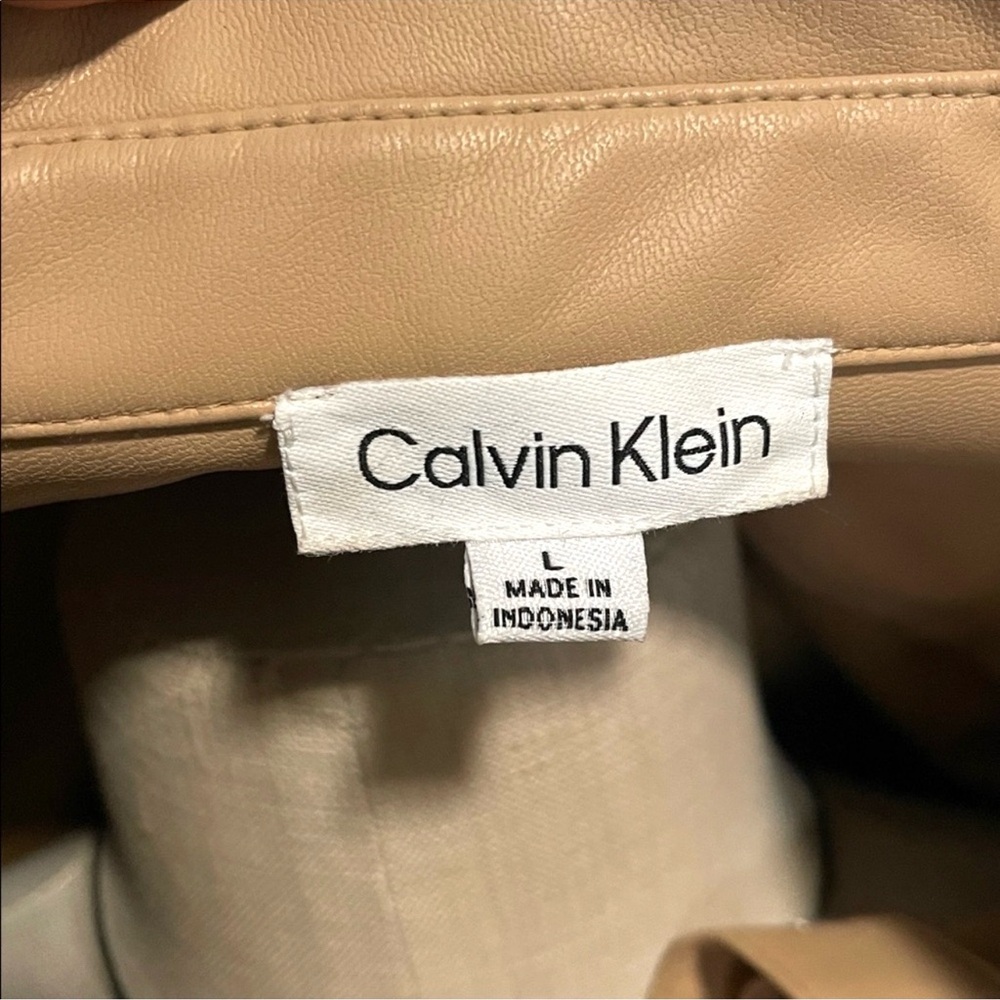 Calvin Klein Beige Button-Down Jacket - image 7